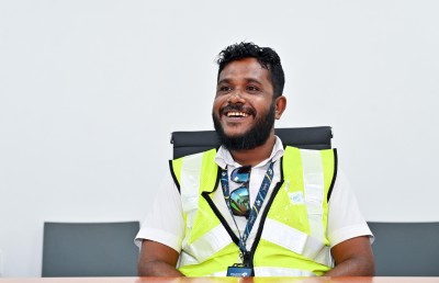 ނިޔާމަ ދަތުރެއްގައި އެއާޕޯޓުގެ މި މުވައްޒަފުންގެ ހިއްސާ