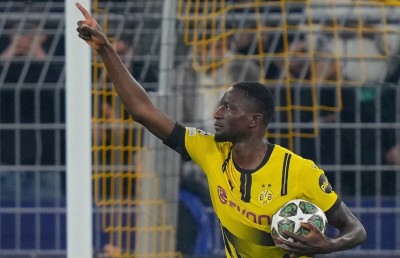 ބާސާ ކޮޅަށް ހެދި ހެޓްރިކާ އެކު ގިރާސީ އަށް އެފްރިކާގެ ގިނަ ރެކޯޑްތަކެއް