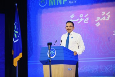 ދައުލަތުގެ މިނިވަންކަން ފުރިހަމަ ގޮތުގައި ހިފެހެއްޓޭ ކަމަށް ބުނަން އުނދަގޫ: ނާޒިމް