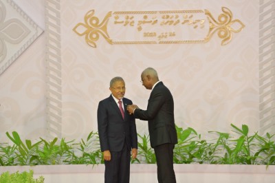 ޑރ. މުސްތަފާ ލުތުފީއަށް ނިޝާން ދިޔަމިގިލީގެ އިއްޒަތް އަރުވައިފި