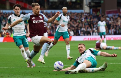 އެސްޓަން ވިލާ މޮޅުވެ، ޗެލްސީ އަށް ޕްރެޝަރު