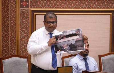 ކުރީގެ ސަރުކާރުން އޮތީ ހުކުރު މިސްކިތާ މެދު އިހުމާލުވެފައި: އާދަމް ނަސީރު