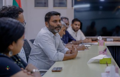 ފައިސާ ދިނުމުގައި މިނިސްޓްރީން ކްލަބްތަކުގެ މެދުގައި ތަފާތުކުރާތީ ނުރުހުން ފާޅުކޮށްފި