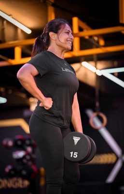 ޝިފާނާ މި ލުއިކޮށްދެނީ އެތައް ބަޔަކު އުފުލާ ބުރަ