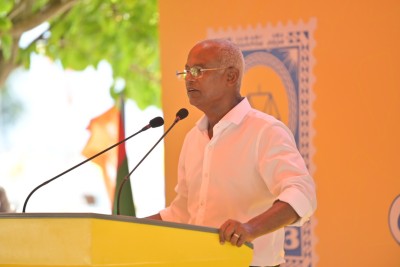 އާބާދީ ކުޑަ ރަށްތަކަށް އިސްކަން ދިނަސް، ބޮޑެތި އާބާދީތައް ހަނދާން ނައްތައިނުލަން: ރައީސް