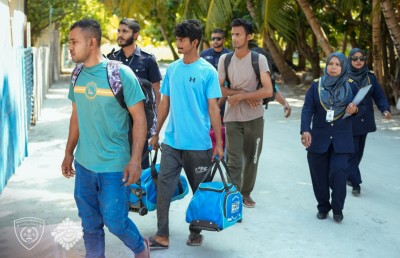 ދުވާފަރުގައި ގަވާއިދާ ހިލާފަށް އުޅެމުންދިޔަ 51 ބިދޭސީން އިމިގްރޭޝަންގެ ބެލުމުގެ ދަށަށް