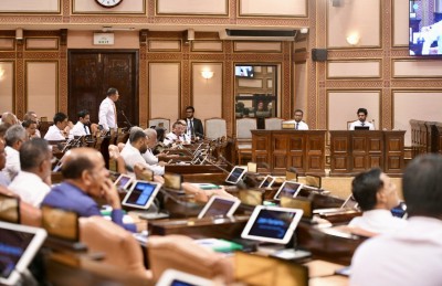 ދުންފަތުގެ ބިލް ބަލައިގަނެ، ހަތް މެންބަރުންގެ ވަގުތީ ކޮމިޓީއަކަށް ފޮނުވައިފި