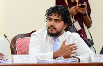 އިމާރާތުން ވެއްޓުނު ޒުވާނާގެ މައްސަލާގައި މަޖިލިސް އިންކުއަރީއެއް ހަދަން ހުށަހަޅައިފި