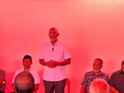މިހާރު ހިނގަމުންދާ ތަރައްގީގެ މަޝްރޫތައް ހުއްޓައިނުލާނަން: މުއިއްޒު