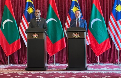 ރާއްޖެއިން އިޒްރޭލު ޕާސްޕޯޓް މަނާކުރުމަކީ ހިތްވަރުގަދަ ނިންމުމެއް: މެލޭޝިއާ ބޮޑުވަޒީރު