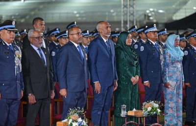 މުޖުތަމައު މިހާލަތަށް ވެއްޓުމުގެ ޒިންމާ ނަގަން ޖެހޭނީ ބިރަކާ ނުލައި މަޖާކުރަން ހިތްވަރުދިން މީހުން: ރައީސް