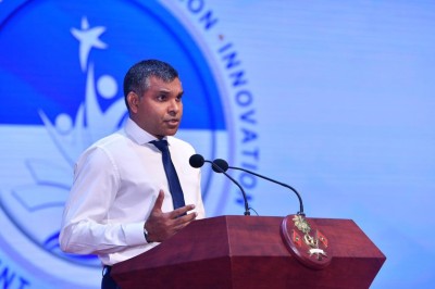 ބަދަލުވަމުން އަންނަ ދުނިޔެއާ އެއްވަރަށް މުދައްރިސުން ވެސް ބަދަލުވާން ޖެހޭ: ނައިބު ރައީސް