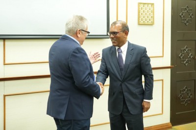 އިންތިޚާބު މިނިވަންކުރަން، ޔާމީން ގެއަށް ބަދަލުކޮށްދޭން ނަޝީދު އީޔޫގައި އެދިއްޖެ