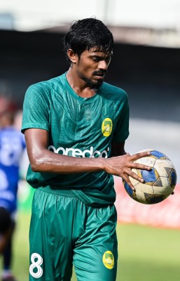 440 ދުވަހަށް ފަހު ފުޓްބޯޅަ އެނބުރި އައުން؛ ގެންޖެހުންތަކާއި ހިތްހަމަޖެހުން