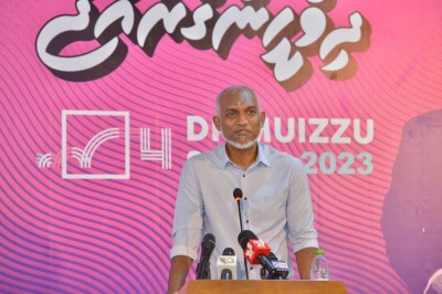 އާބާދީ ބޮޑުވިޔަސް، ކުޑަވިޔަސް ތަރައްގީކުރުމުގައި ހަމަހަމަވާނެ: މުއިއްޒު