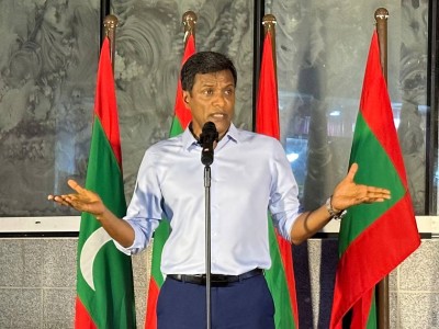 މުންކަރާތްތައް ނައްތާލަން ވަކާލާތު ކުރާތާ 15 އަހަރު، އަޅުގަނޑު ޓެސްޓްކޮށްލައްވާ: އުމަރު