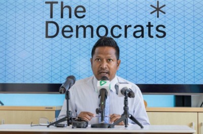 އެމްޑީޕީން އަންނަނީ އިދިކޮޅުގެ ކެމްޕޭނަށް ހުރަސްއަޅަމުން: އިންތި