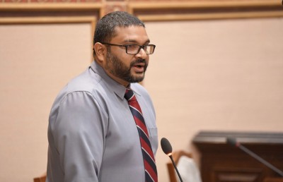 ރާއްޖޭން އިންޑިއާގެ 75 ސިފައިން ހިނގައްޖެ، ހަތިޔާރެއް ނުގެންގުޅޭ: މިނިސްޓަރު