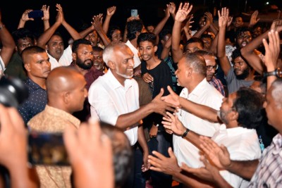 އިދިކޮޅުން އެއްްވެފައި އޮއްވާ ގުރައިދޫން މުއިއްޒަށް ހޫނު މަރުހަބާ؛ ''ގެންދާނީ އެއްބުރުން''