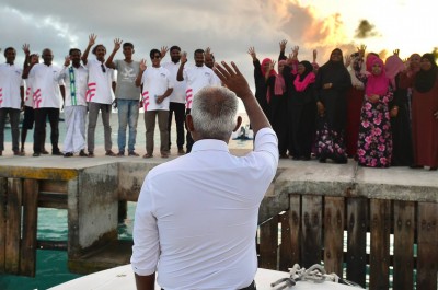 ވ. އަތޮޅުގެ ފަޅެއް ހިއްކައި ޕިކްނިކް އައިލެންޑެއް ހަދައިދޭން މުއިއްޒު ވައުދުވެވަޑައިގެންފި