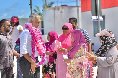މުއިއްޒު ގައްދޫ ރައްޔިތުންނަށް: ގަން ހޯދައިދީ އެއާޕޯޓް ތަރައްގީކޮށްދޭނަން!