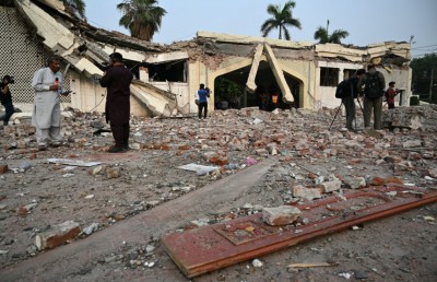 ހަމަލާތަކުގައި ޕާކިސްތާނުން 31، އިންޑިއާއިން 12 މަރު