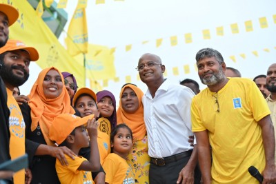 ''ހިންނަވަރު އިބޫ''އަށް އަމިއްލަ ރަށުން ޝަރަފުވެރި މަރުހަބާއެއް!
