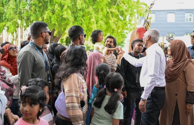 ނޭދެވޭ ކަންކަމުން ކުޑަކުދިން ދުރުހެލިކޮށް، ރިވެތި އަހުލާގީ މާހައުލެއް ދެއްކުމަށް ރައީސްގެ އެދުމެއް