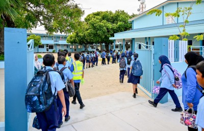 ތަފާތު ހުރަސްތަކާ އެކު 9،000 އަށް ވުރެ ގިނަ ކުދިންނަށް ސްކޫލަށް ނުދެވޭ