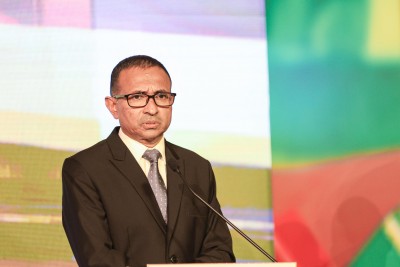 ސަރުކާރުތައް ގޯސްކަން އެނގުނީ ސަރުކާރުތަކުގެ ތެރޭގައި މަސައްކަތް ކުރުމުން: ޒަމީލް