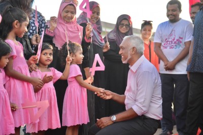 ފައިސަލްގެ ރަށް، ފުވައްމުލަކުން މުއިއްޒަށް މަރުހަބާ ކިޔަން ކޮޅާކޮޅު ނުފެންނަ ސަފެއް!
