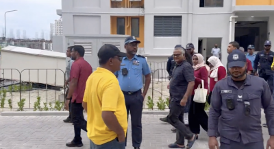 ފަޒުނާ ކެމްޕެއިނަށް ހިޔާ ސަރަހައްދަށް ވަޑައިގަތުމުން ދެކޮޅަށް އަޑުއުފުލައިފި