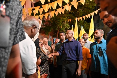 މާލޭގައި 20 އަހަރު އުޅެފައި ތިބި އެންމެނަށް ބޯހިޔާވިކަންދޭން ރައީސް ވައުދުވެއްޖެ