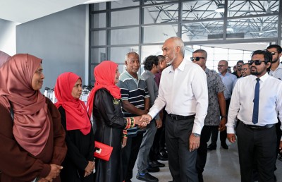 ރައީސް، މުލީ އެއާޕޯޓް ހުޅުއްވައިދެއްވައިފި