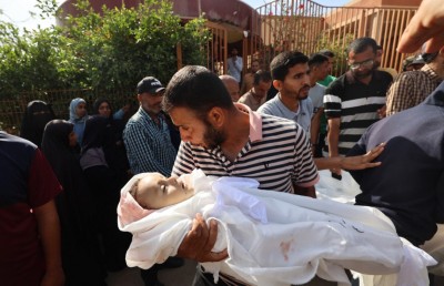 ޣައްޒާގައި ނުވަ މަހުގެ ކުއްޖަކާ އެކު 80 އަށްވުރެ ގިނަ މީހުން ޝަހީދުކޮށްލައިފި
