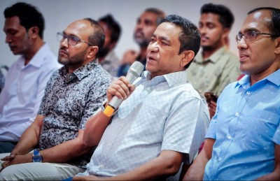 ޔާމީން އެންމެ ދެރަވީ އެކުގައި ހުންނެވި ޣައްސާން ފެއަށް ވަޑައިގަތުމުން