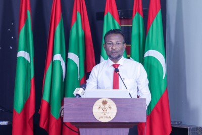 ޤައުމިއްޔަތު ދިރުވަން ބޭނުން ނަމަ ދިވެހި ބަހުން ކިޔަވައިދޭ މާއްދާތައް އިތުރުކުރަންޖެހޭ: ޑރ. އަޝްރަފް