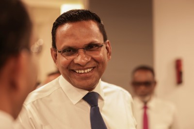 ކޯލިޝަން ހެދީ މަގާމުން ބައި އަޅާ ގޮތަކަށްނޫން، ޝަރުތެއް ނެތް: ނާޒިމް