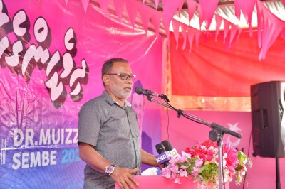 ރީރަޖިސްޓްރީއަށް ހުށަހެޅީ ފޭކް ފޯމުތަކެއް، ސަރުކާރުން އުޅެނީ ވައްކަންކުރަން: އަދުރޭ