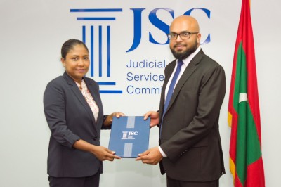 ސިވިލް ކޯޓުގެ އިސް ގާޒީ ނިމާލް ކުއްލިގޮތަކަށް އަވަހާރަވެއްޖެ