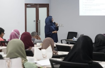 އެސްޓީއޯ އިން އޮންކޮލޮޖީ ނަރުހުންނަށް ހިންގާ "ވަން" ޕްރޮގްރާމުގެ ދެ ސެޝަން ބާއްވައިފި