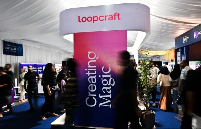 ލޫޕްކްރާފްޓުން ހަދަމުން އަންނަ ގޭމު ތަޖުރިބާކޮށްލުމުގެ ފުރުސަތު މޯލްޑިވްސް އެކްސްޕޯގައި