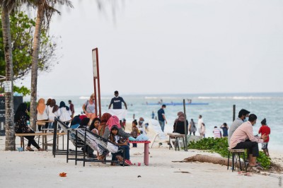 އާދިއްތަ ދުވަސް ވެސް ބަންދުކޮށްފި