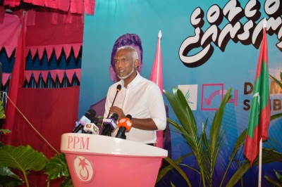 ހާއްސަ އެހީއަށް ބޭނުންވާ ކުދިންނަށް ވަޒީފާ ދޭނަން: މުއިއްޒު