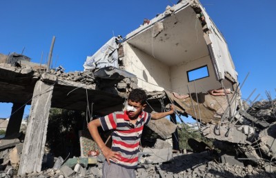 ރެފިއުޖީންގެ ޓެންޓުތަކަށް އިޒްރޭލުން ހަމަލާދީ މާބަނޑު މީހަކާއި އެތައް ބަޔަކު ޝަހީދުކޮށްފި