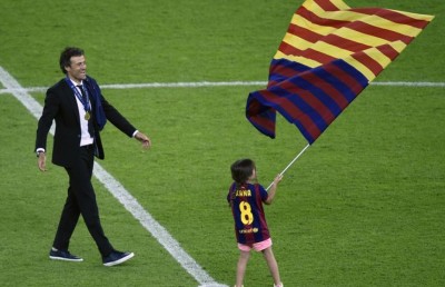 ދަރިފުޅުގެ ހަނދާން އާކުރުމުން އެންރީކޭގެ ޝުކުރު ސަޕޯޓަރުންނަށް