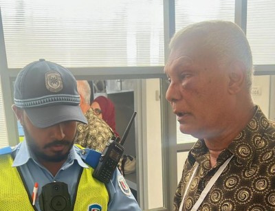 މަވޯޓާ ޝަރީފަށް ހަމަލާ ދިން މައްސަލައިގައި މީހަކު ހައްޔަރުކޮށްފި