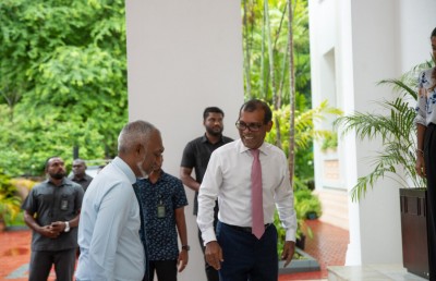 މުއިއްޒުގެ ސަރުކާރުގައި އަޅުގަނޑު ބައިވެރިވަން: ނަޝީދު
