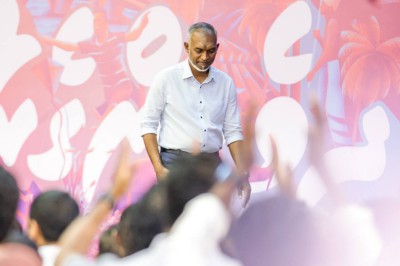 ރައްޔިތުން ވެރިޔަކު ހޮވީ ރިޔާސީ ނިޒާމަށް، ބަދަލުކުރާކަށް ބޭނުންނުވޭ: ޑރ. މުއިއްޒު