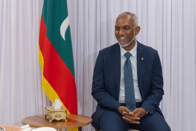 މުދައްރިސުން މަދުވުމުގެ މައްސަލައަށް ހައްލު ހޯދައިދޭނަން: މުއިއްޒު